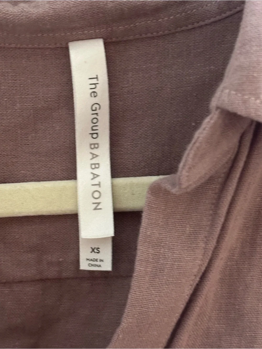 Babaton lightweight button